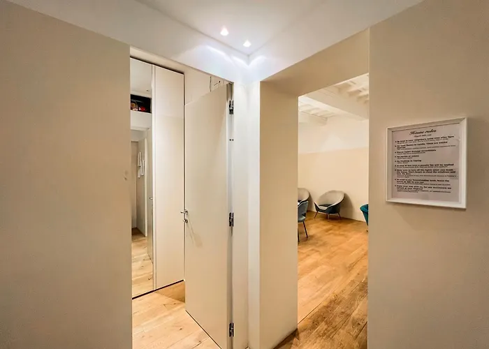 Luxury House & Secret Garden - Strategic Location, 100m To Metro B * Rome
